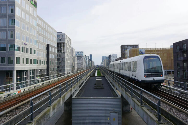 Copenhagen: Airport Metro vs Train