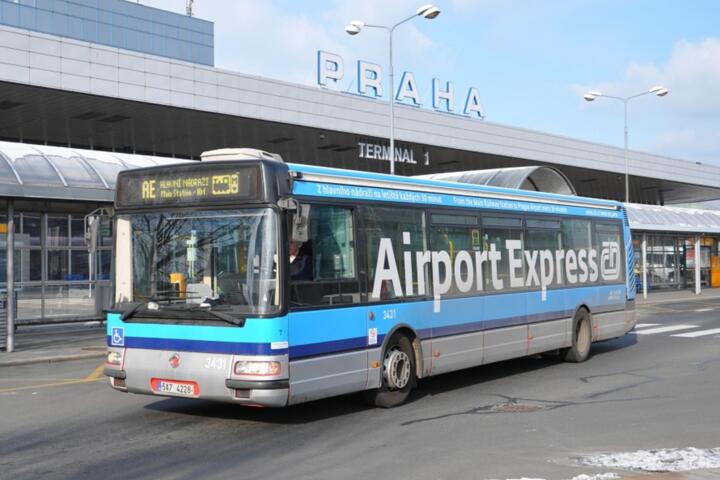 Prague Airport: Bus vs Airport Express